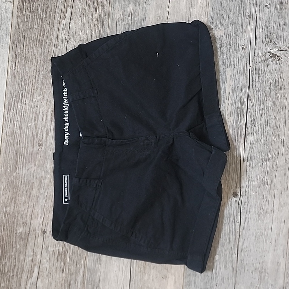 Vineyard Vines 3 1/2 inch every day short Size 4 Womens